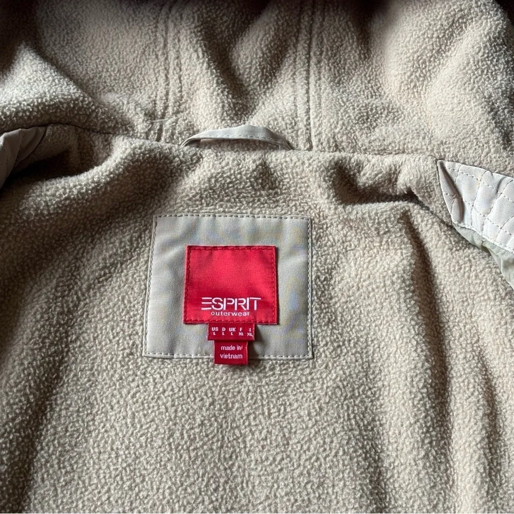 Esprit elegant beige
